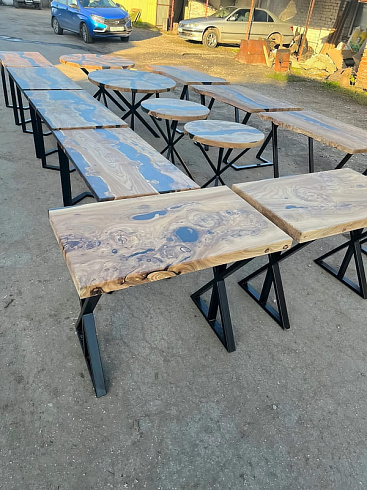 Стол река для кафе